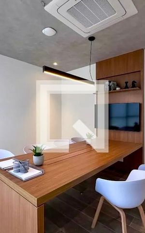 Studio para alugar com 25m², 0 quarto e sem vaga Studio para alugar com 25m², 0 quarto e sem vagaSala de Reunião