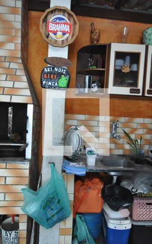 Casa à venda com 90m², 3 quartos e 3 vagasChurrasqueira