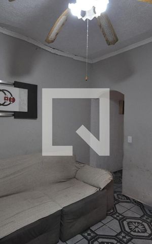Casa à venda com 90m², 3 quartos e 3 vagasSala