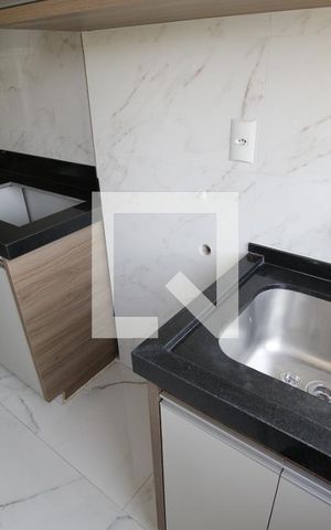 Apartamento para alugar com 85m², 3 quartos e 1 vagaÁrea de Serviço