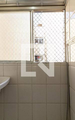 Apartamento para alugar com 50m², 2 quartos e 1 vaga Apartamento para alugar com 50m², 2 quartos e 1 vagaLavanderia