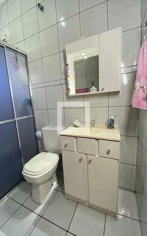 Casa à venda com 173m², 3 quartos e 1 vagaBanheiro 1