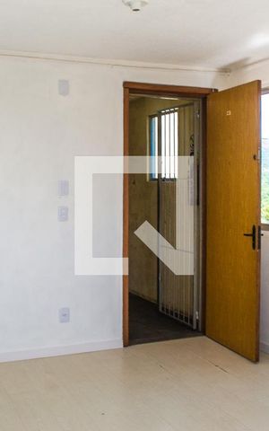 Apartamento à venda com 38m², 2 quartos e 1 vaga Apartamento à venda com 38m², 2 quartos e 1 vagaSala