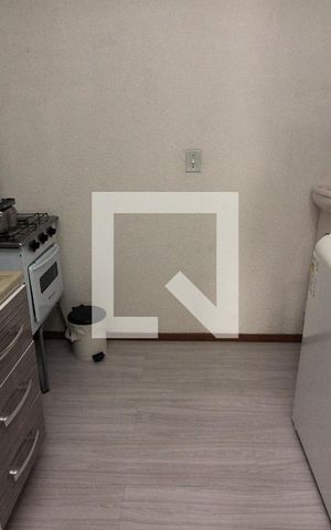 Apartamento à venda com 44m², 2 quartos e 1 vaga Apartamento à venda com 44m², 2 quartos e 1 vagaCozinha e Área de Serviço