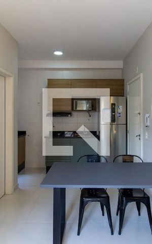 Apartamento para alugar com 28m², 1 quarto e sem vaga Apartamento para alugar com 28m², 1 quarto e sem vagaStudio Sala