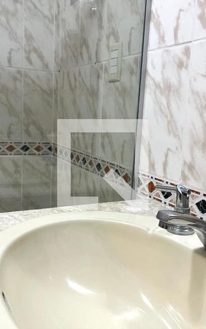 Apartamento à venda com 127m², 3 quartos e 2 vagas Apartamento à venda com 127m², 3 quartos e 2 vagasBanheiro Corredor
