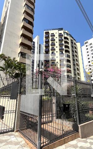 Apartamento à venda com 127m², 3 quartos e 2 vagas Apartamento à venda com 127m², 3 quartos e 2 vagasFachada