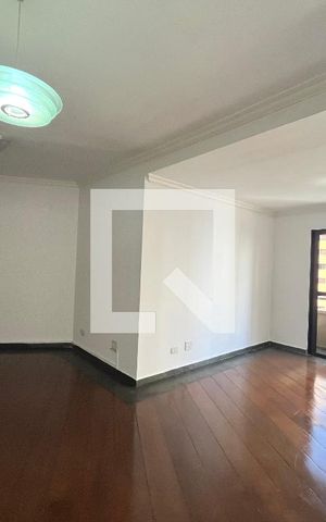 Apartamento à venda com 127m², 3 quartos e 2 vagas Apartamento à venda com 127m², 3 quartos e 2 vagasSala
