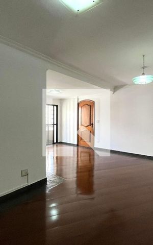 Apartamento à venda com 127m², 3 quartos e 2 vagas Apartamento à venda com 127m², 3 quartos e 2 vagasSala