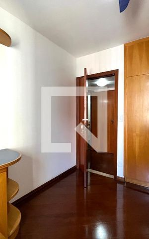 Apartamento à venda com 127m², 3 quartos e 2 vagas Apartamento à venda com 127m², 3 quartos e 2 vagasQuarto 2