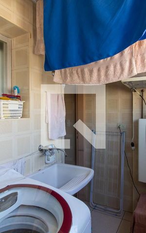Apartamento à venda com 250m², 4 quartos e 3 vagas Apartamento à venda com 250m², 4 quartos e 3 vagasÁrea de Serviço