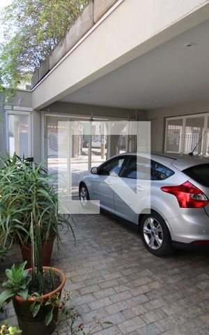 Casa à venda com 272m², 4 quartos e 3 vagasGaragem