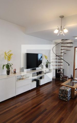 Casa à venda com 272m², 4 quartos e 3 vagasSala