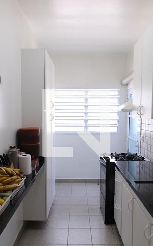 Casa à venda com 272m², 4 quartos e 3 vagasCozinha