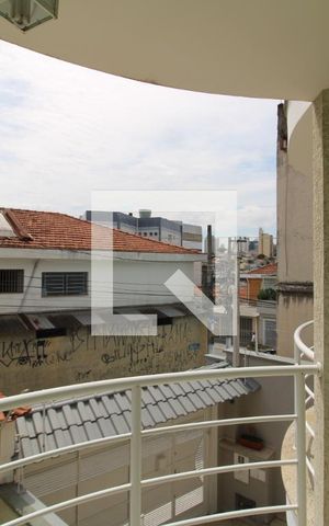 Casa à venda com 244m², 3 quartos e 4 vagasQuarto 3 - Varanda