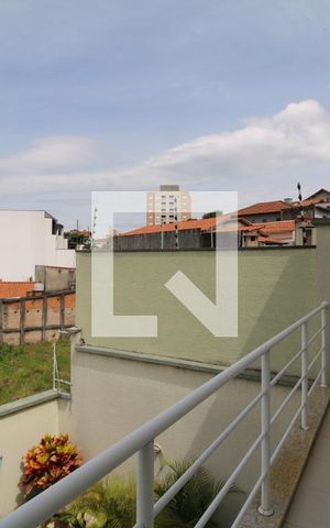 Casa à venda com 244m², 3 quartos e 4 vagasQuarto 2 - Varanda