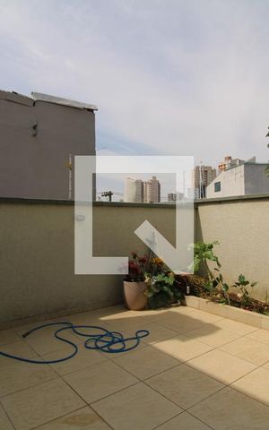 Casa à venda com 244m², 3 quartos e 4 vagasÁrea de Serviço