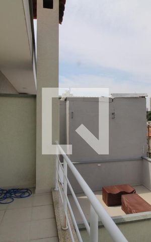Casa à venda com 244m², 3 quartos e 4 vagasQuarto 2 - Varanda