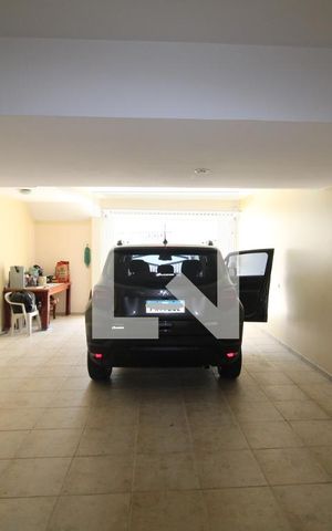 Casa à venda com 244m², 3 quartos e 4 vagasGaragem