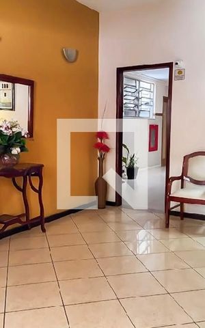 Apartamento à venda com 80m², 3 quartos e sem vaga Apartamento à venda com 80m², 3 quartos e sem vagaHall de entrada