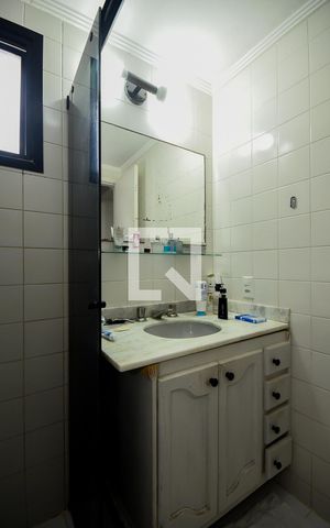 Apartamento à venda com 61m², 2 quartos e 2 vagas Apartamento à venda com 61m², 2 quartos e 2 vagasBanheiro Suíte