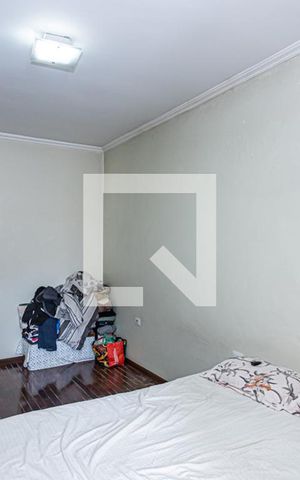 Casa à venda com 500m², 2 quartos e 4 vagas Casa à venda com 500m², 2 quartos e 4 vagasSuite