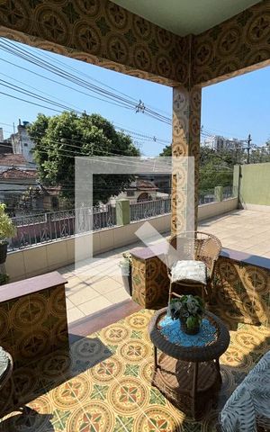 Casa à venda com 373m², 3 quartos e 3 vagasVaranda