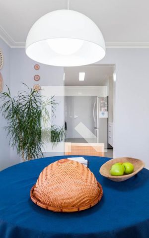 Apartamento à venda com 260m², 3 quartos e 4 vagas Apartamento à venda com 260m², 3 quartos e 4 vagasCozinha