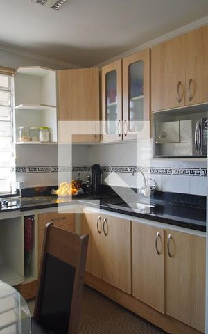 Casa à venda com 124m², 3 quartos e 3 vagas Casa à venda com 124m², 3 quartos e 3 vagasCozinha
