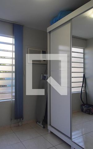 Casa à venda com 124m², 3 quartos e 3 vagas Casa à venda com 124m², 3 quartos e 3 vagasQuarto 3