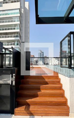 Apartamento à venda com 104m², 2 quartos e 1 vaga Apartamento à venda com 104m², 2 quartos e 1 vagaPiscina