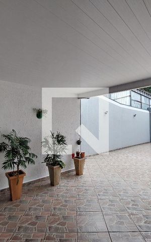 Casa à venda com 255m², 3 quartos e 8 vagasQuintal