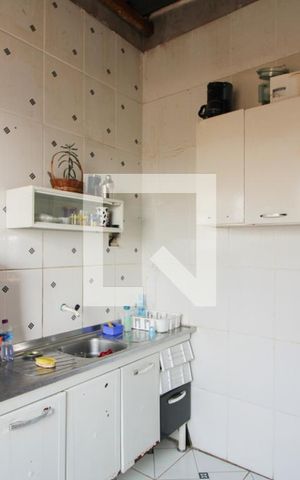Casa à venda com 218m², 4 quartos e 1 vaga Casa à venda com 218m², 4 quartos e 1 vagaCasa 2 - Cozinha