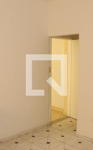 Casa para alugar com 62m², 2 quartos e 1 vagaQuarto
