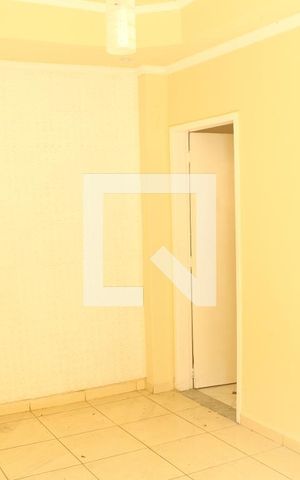 Casa para alugar com 62m², 2 quartos e 1 vagaSala