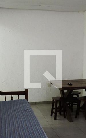 Apartamento para alugar com 45m², 2 quartos e 1 vagaSala