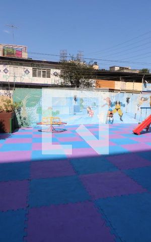 Apartamento à venda com 48m², 2 quartos e sem vagaÁrea comum - Playground