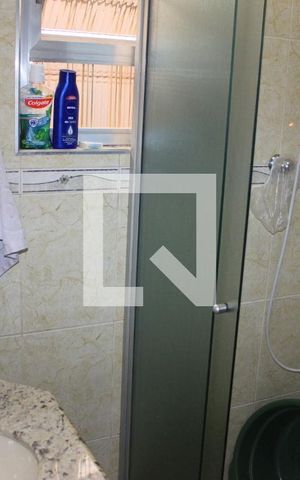 Casa à venda com 160m², 2 quartos e 2 vagasBanheiro