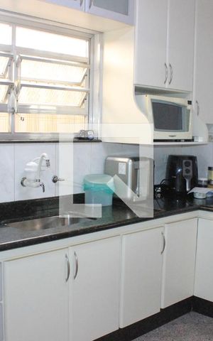 Casa à venda com 160m², 2 quartos e 2 vagasCozinha