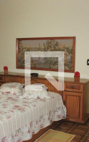 Casa à venda com 160m², 2 quartos e 2 vagasSuíte