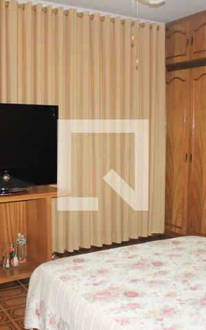 Casa à venda com 160m², 2 quartos e 2 vagasSuíte