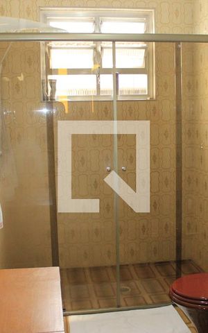 Casa à venda com 160m², 2 quartos e 2 vagasBanheiro da Suíte