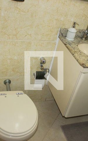 Casa à venda com 160m², 2 quartos e 2 vagasBanheiro