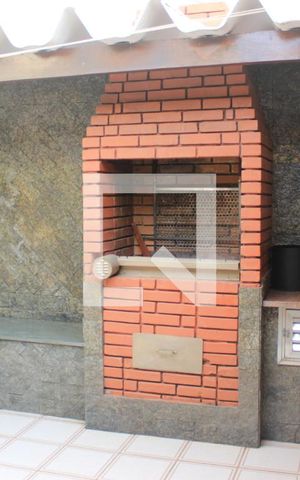 Casa à venda com 160m², 2 quartos e 2 vagasEspaço gourmet - Churrasqueira