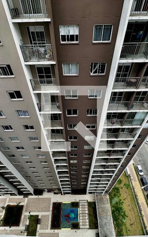 Apartamento à venda com 28m², 1 quarto e sem vaga Apartamento à venda com 28m², 1 quarto e sem vagaVista Sacada Sala