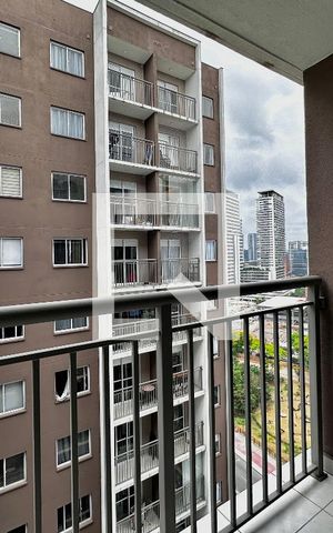 Apartamento à venda com 28m², 1 quarto e sem vaga Apartamento à venda com 28m², 1 quarto e sem vagaSacada Sala