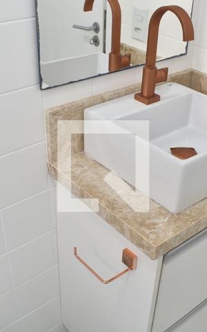 Casa para alugar com 58m², 3 quartos e 1 vagaBanheiro