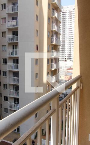Apartamento para alugar com 44m², 2 quartos e sem vaga Apartamento para alugar com 44m², 2 quartos e sem vagaVaranda