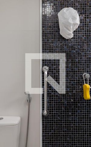 Apartamento à venda com 87m², 3 quartos e 2 vagasBanheiro da Suíte