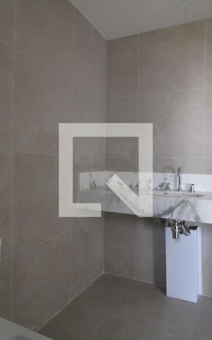 Apartamento à venda com 155m², 3 quartos e 3 vagasBanheiro da suíte 3